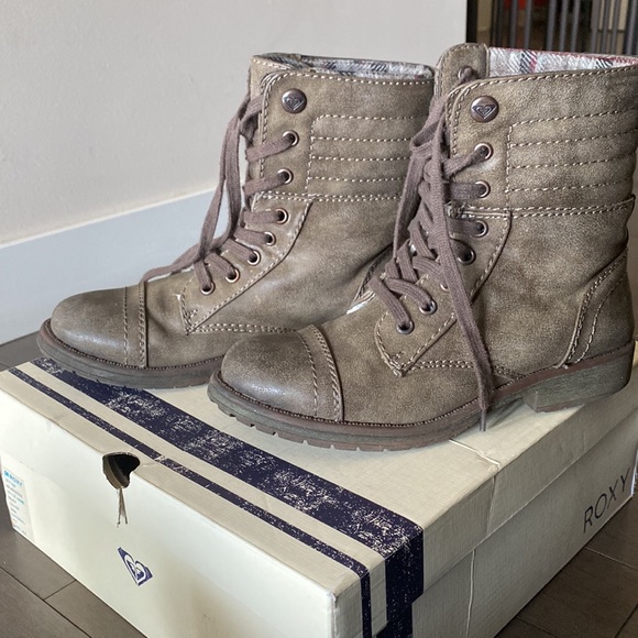 Roxy combat boots womens size 6.5 TTS - Picture 4 of 8
